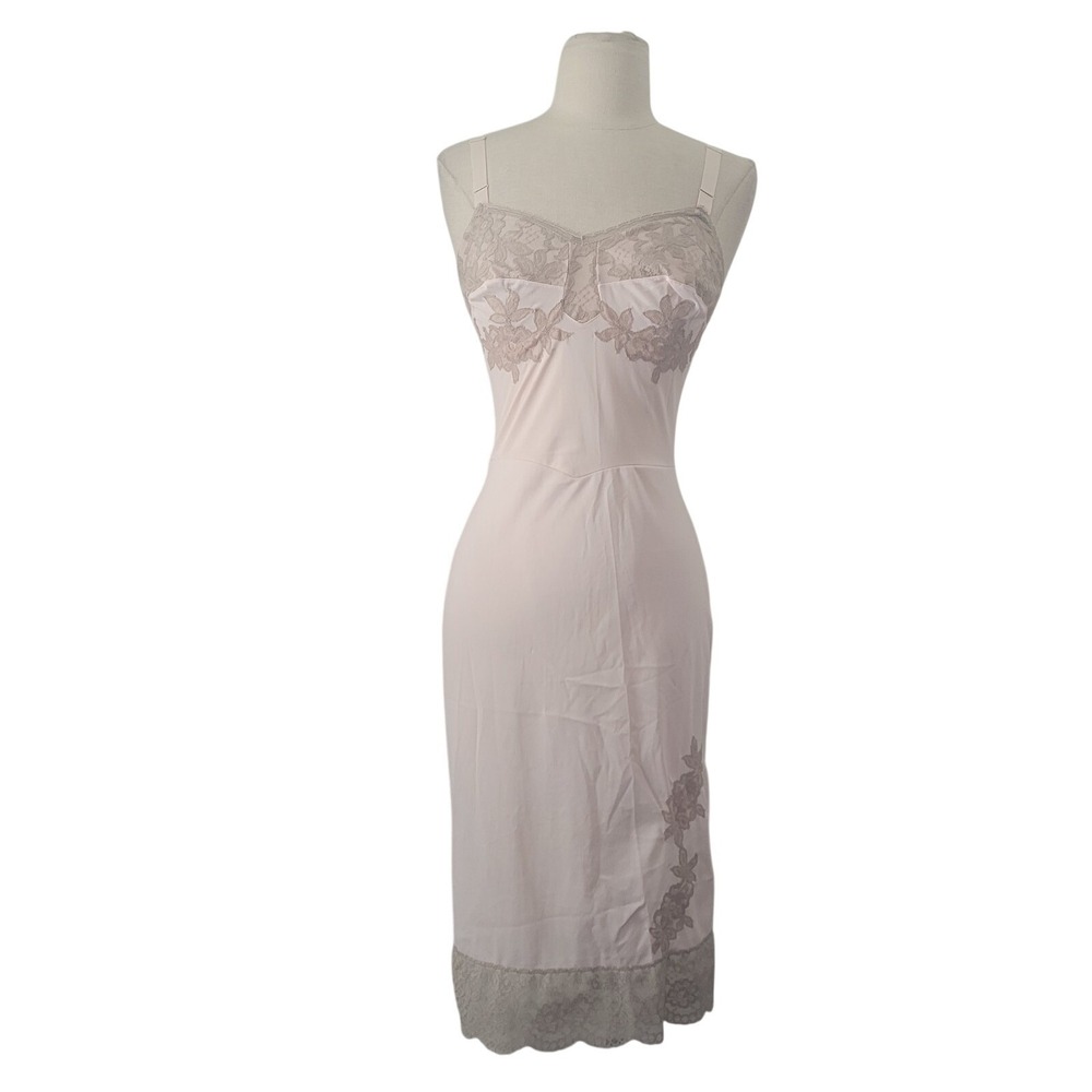 Vintage Charmode Sears Nylon Lace Full Slip Dress Sz 32‎ Pink Romantic Coquette